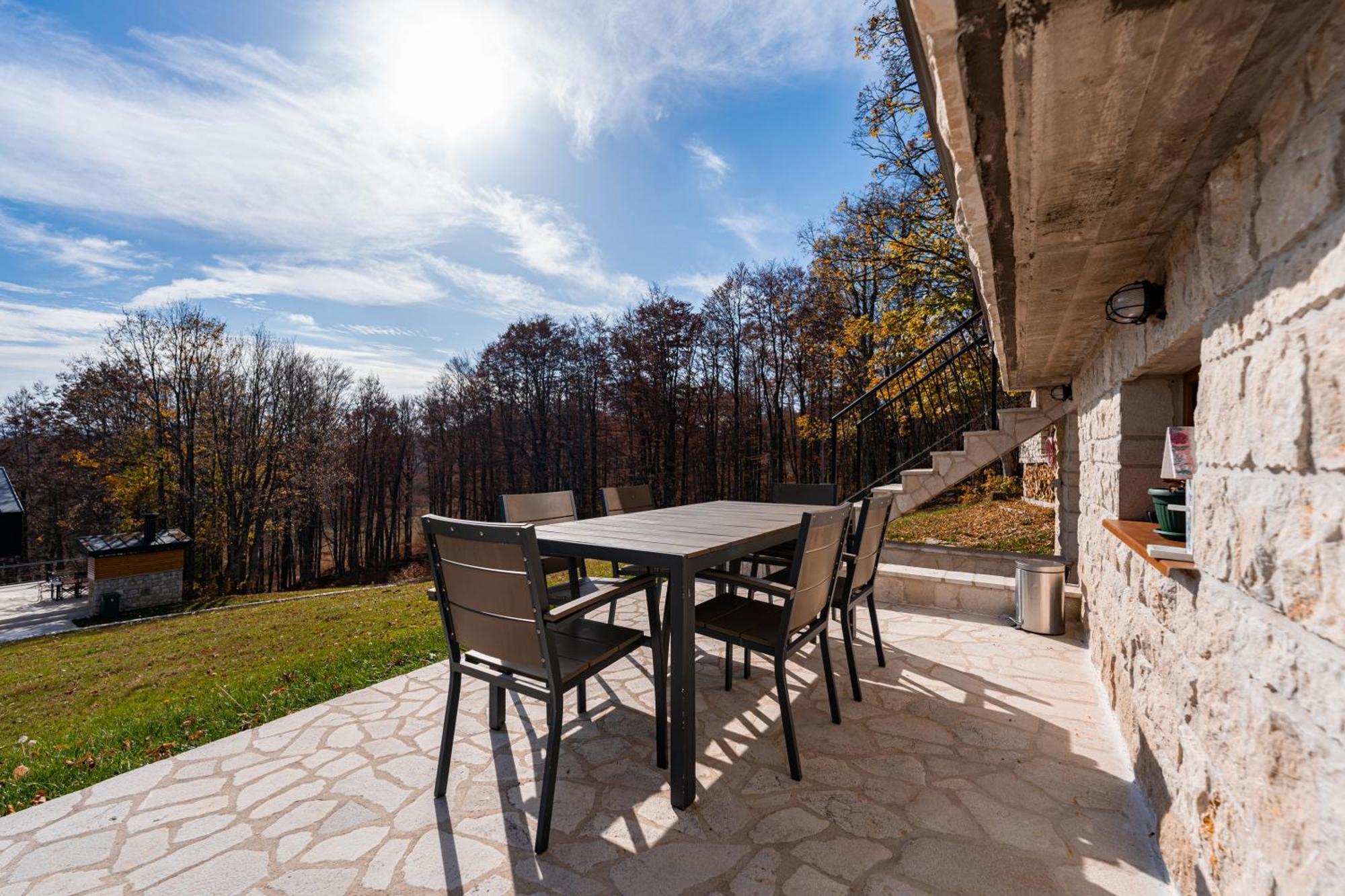Vila Sun Forest Zabljak  Luaran gambar